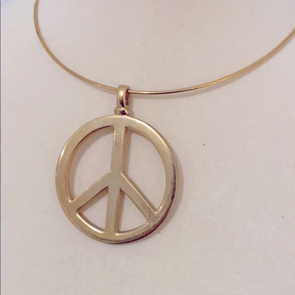Vintage Tory Burch peace sign choker.